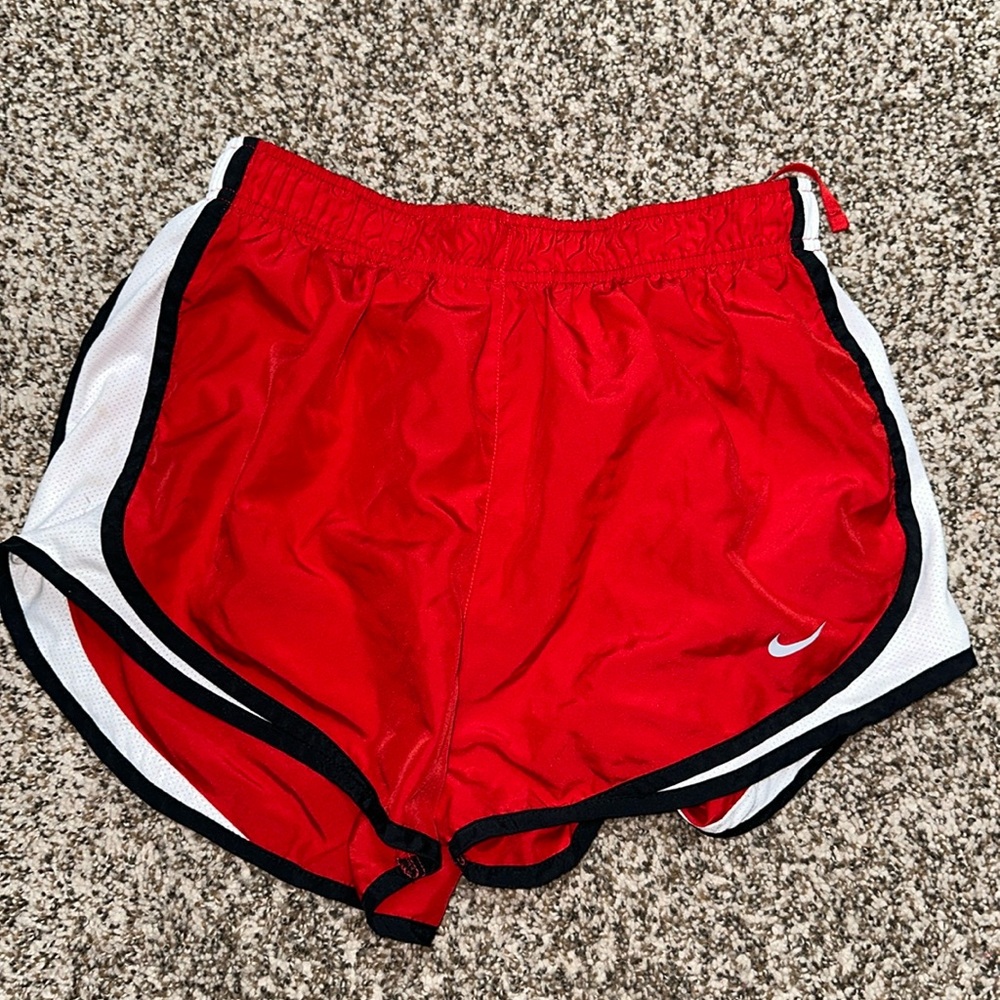 Nike women’s shorts